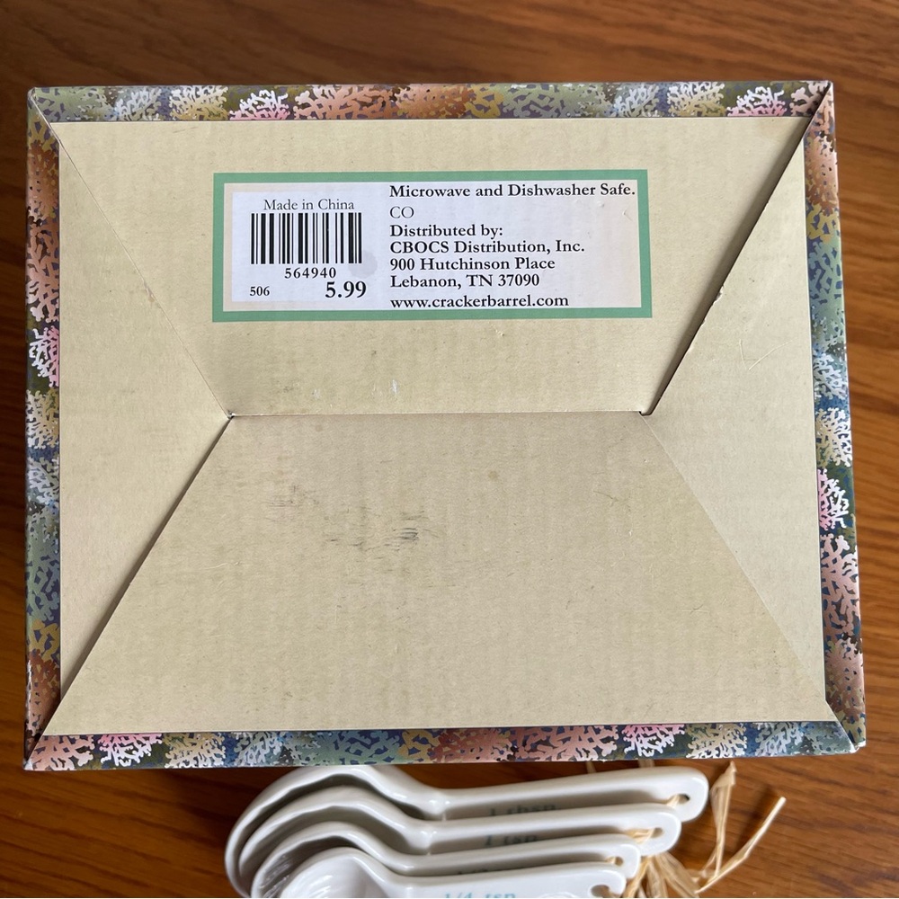 Cracker Barrel Stoneware Nesting Shell Measuring Spoons - Picture 10 of 14